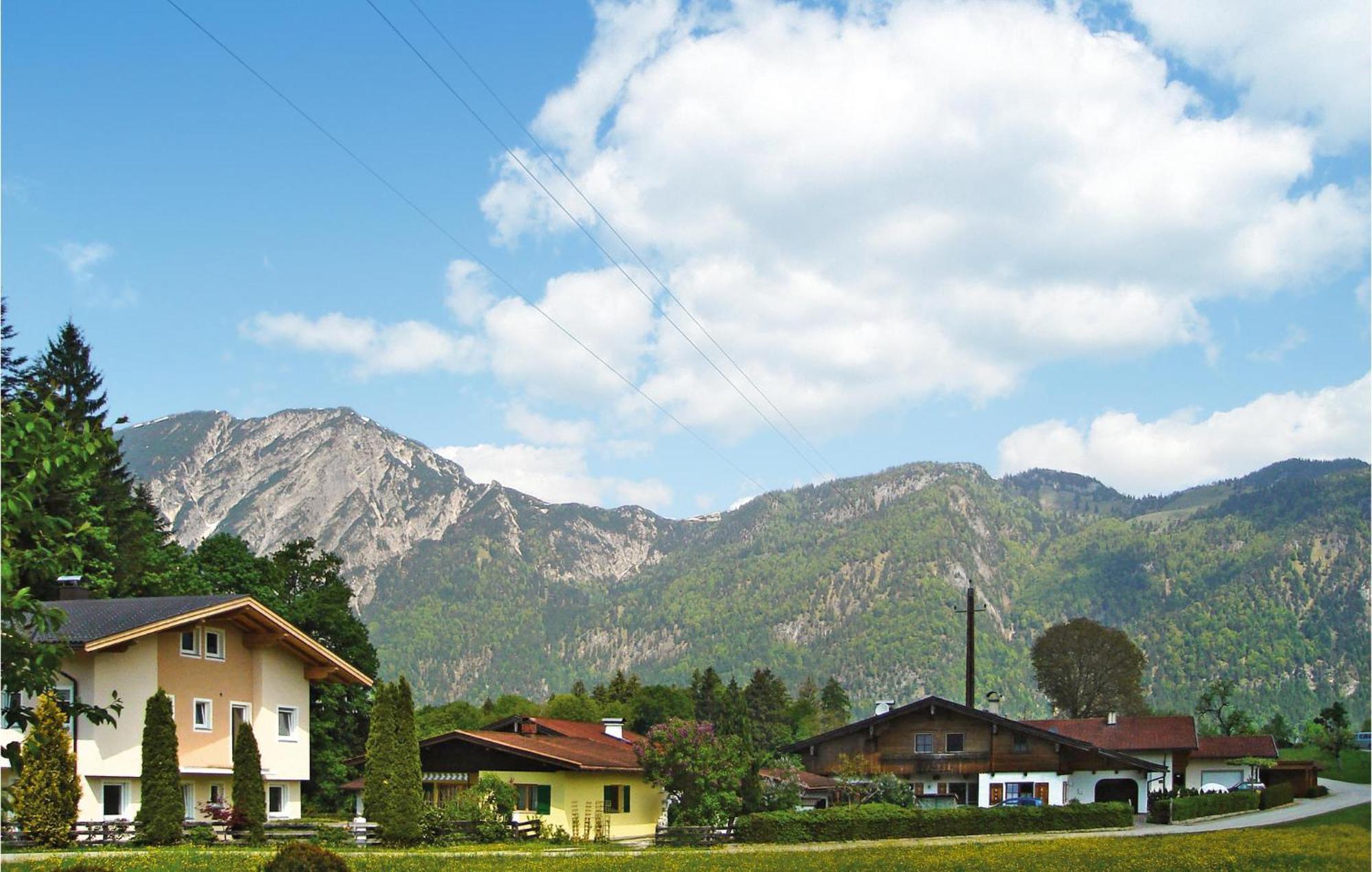 Ruhiges Ferienhaus Breitenbach Breitenbach am Inn Luaran gambar